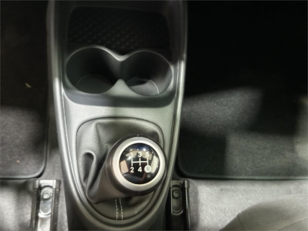 TOYOTA Aygo X Play MT