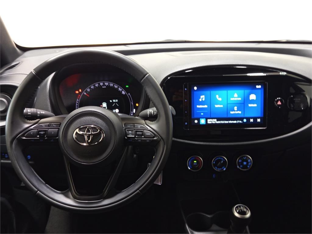 TOYOTA Aygo X Play MT