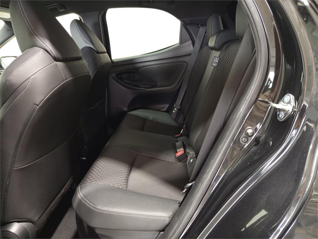 TOYOTA Yaris 5P Style 120H e-CVT