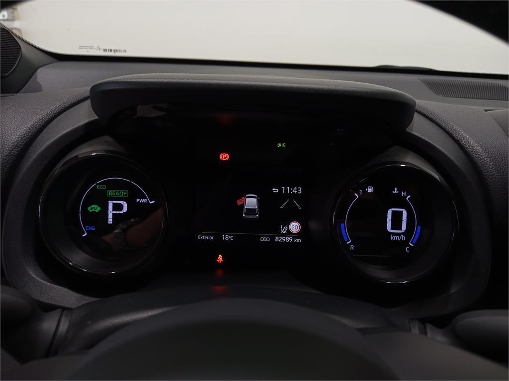 TOYOTA Yaris 5P Style 120H e-CVT