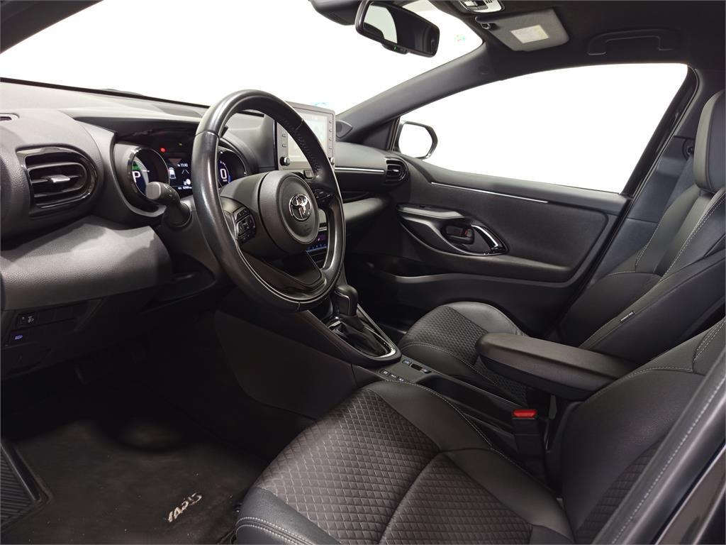 TOYOTA Yaris 5P Style 120H e-CVT