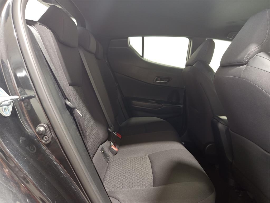 TOYOTA Toyota C-hr C-HR 180H Advance