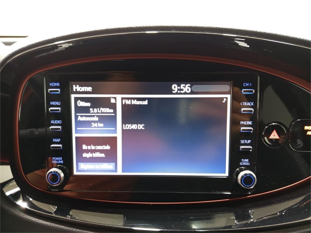TOYOTA Aygo X Cross Trendy Edition
