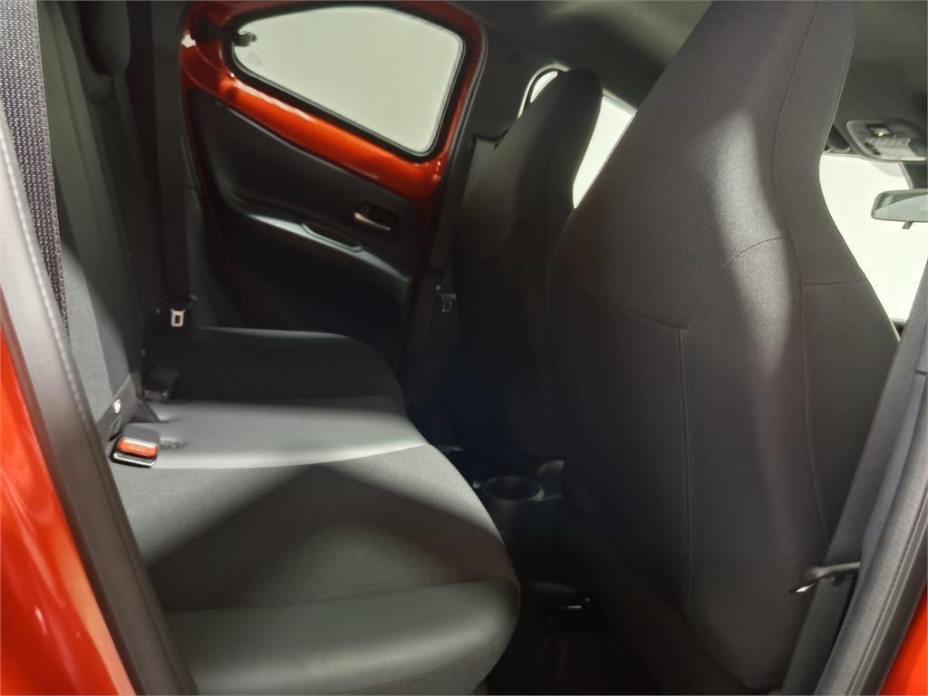 TOYOTA Aygo X Cross Trendy Edition