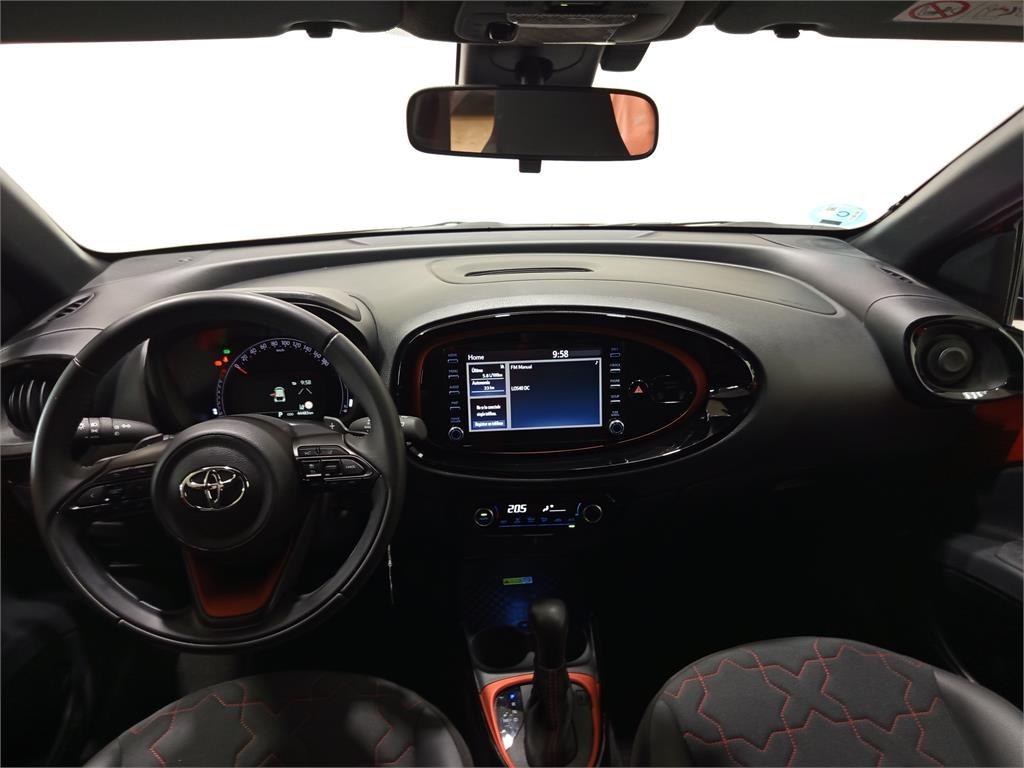TOYOTA Aygo X Cross Trendy Edition