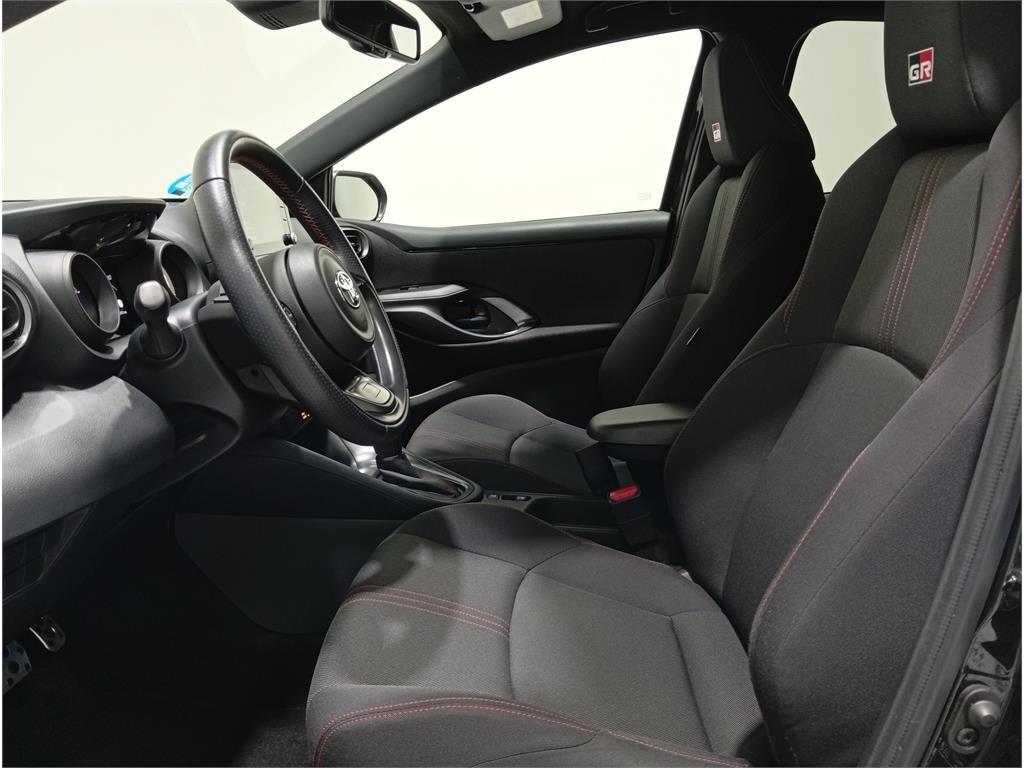 TOYOTA Yaris 120H 1.5 GR Sport