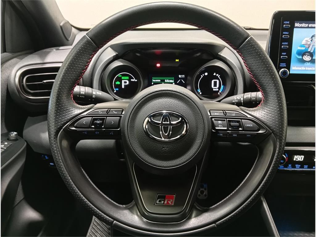TOYOTA Yaris 120H 1.5 GR Sport