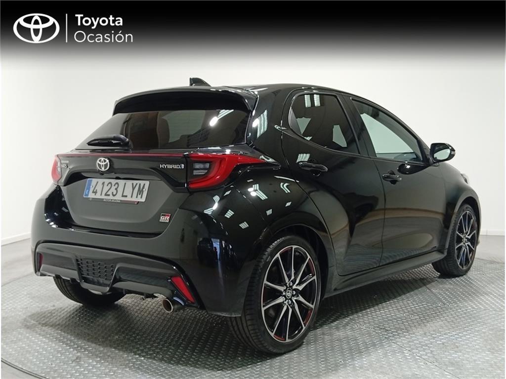 TOYOTA Yaris 120H 1.5 GR Sport