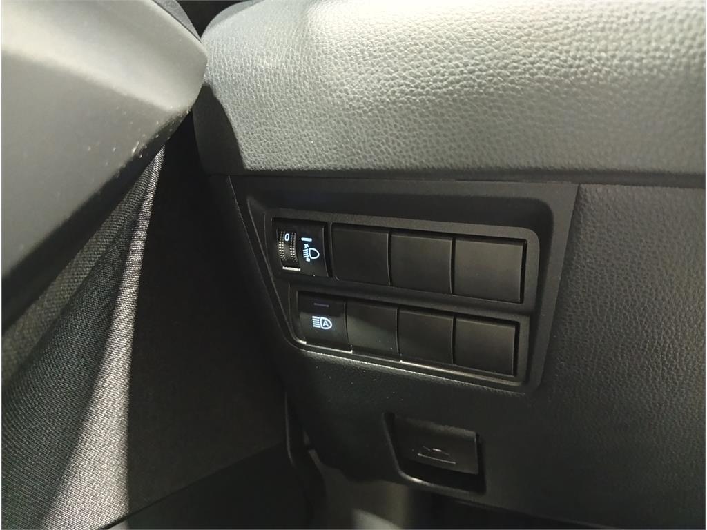 TOYOTA Yaris 120H 1.5 GR Sport
