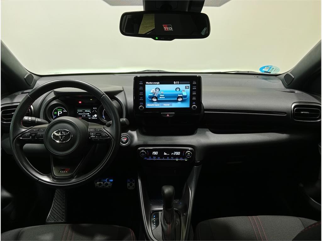 TOYOTA Yaris 120H 1.5 GR Sport