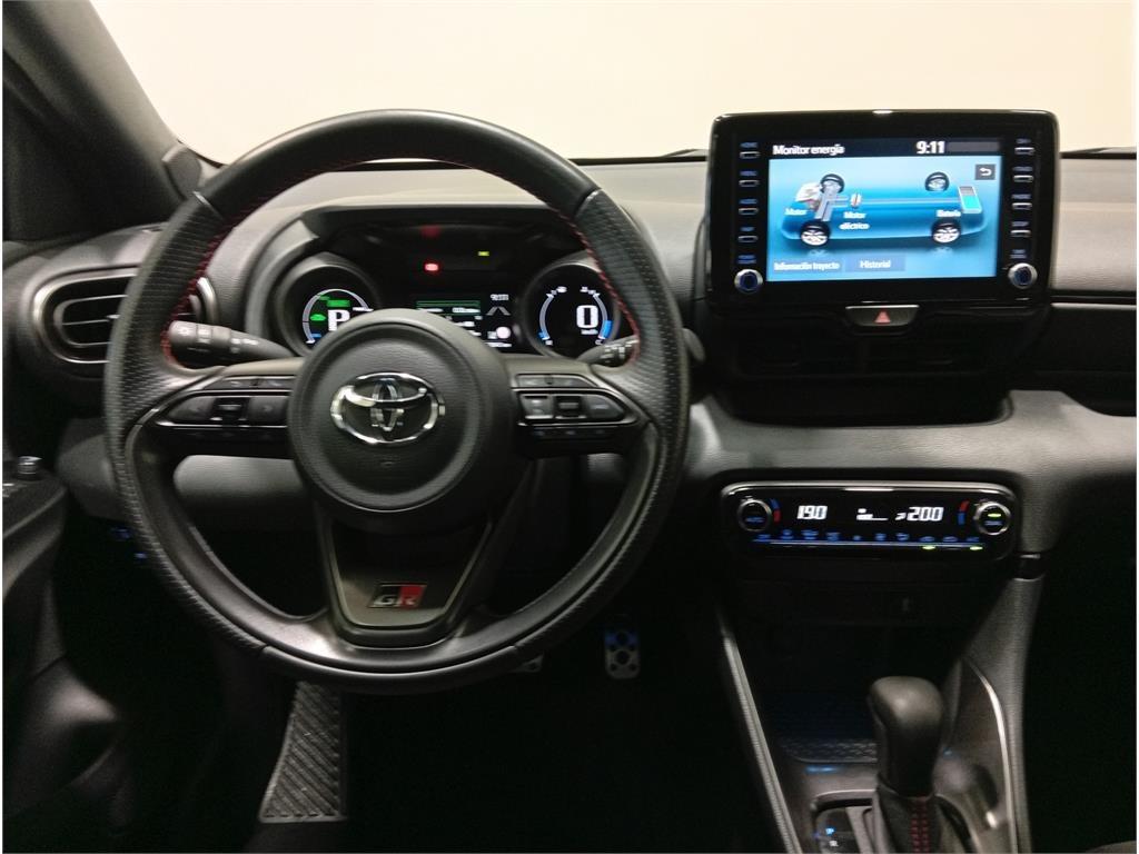 TOYOTA Yaris 120H 1.5 GR Sport