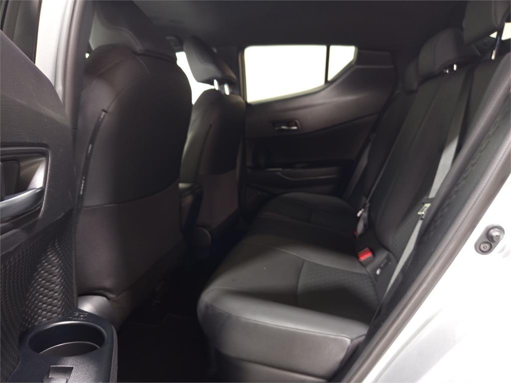 TOYOTA Toyota C-hr C-HR 180H Advance