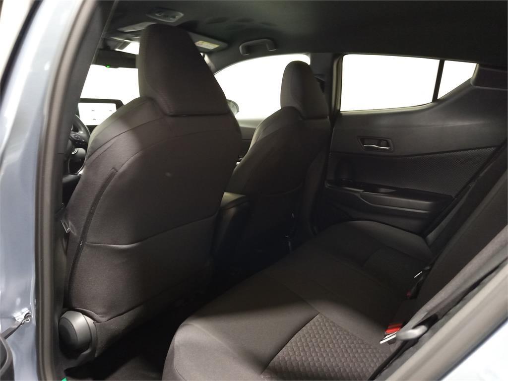 TOYOTA Toyota C-hr C-HR 180H Advance