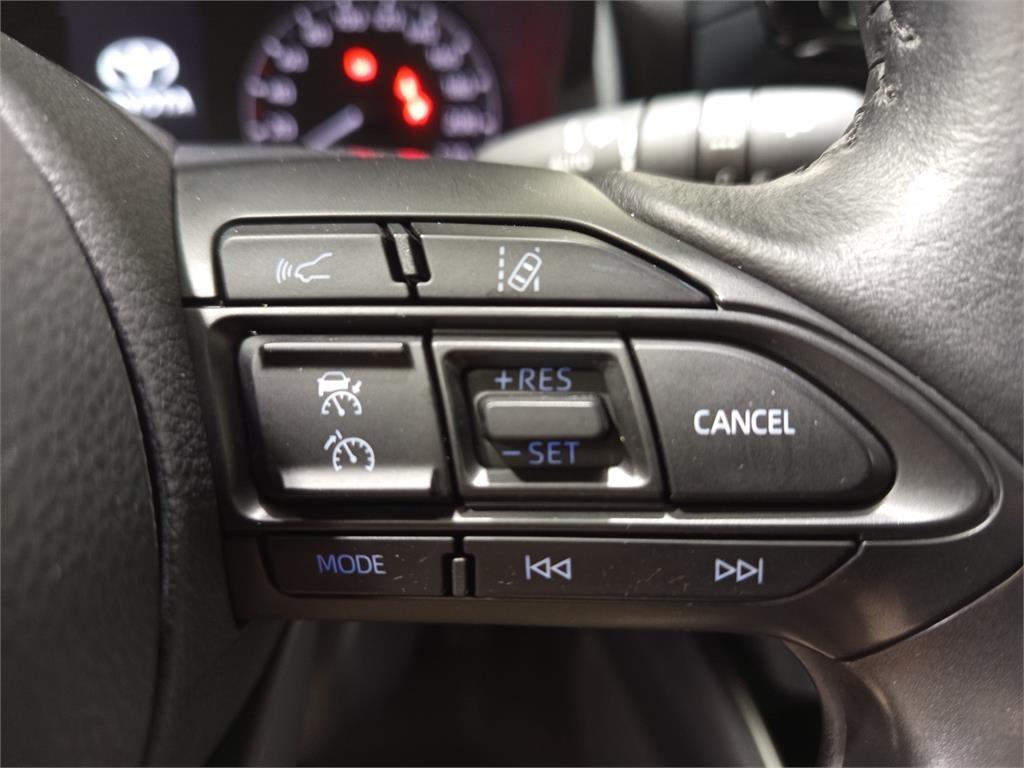 TOYOTA Yaris 120H 1.5 Active Tech