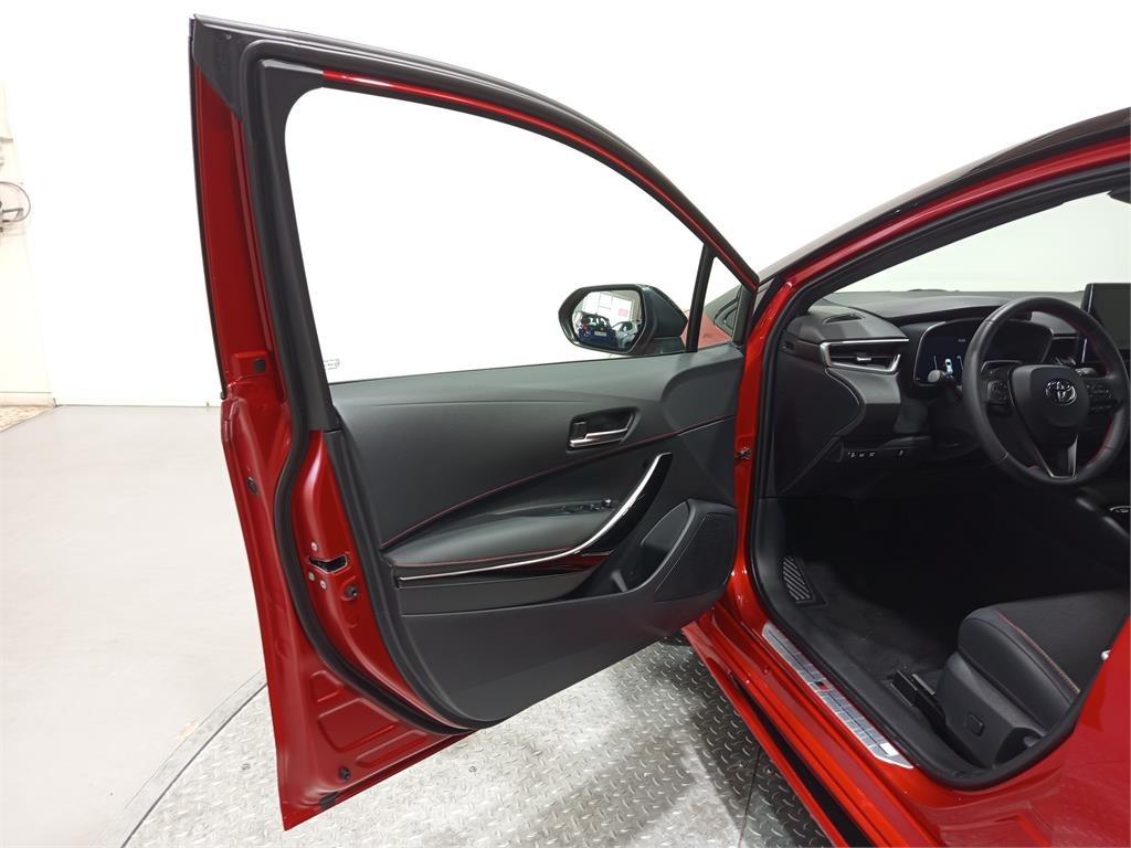 TOYOTA Corolla 140H GR Sport