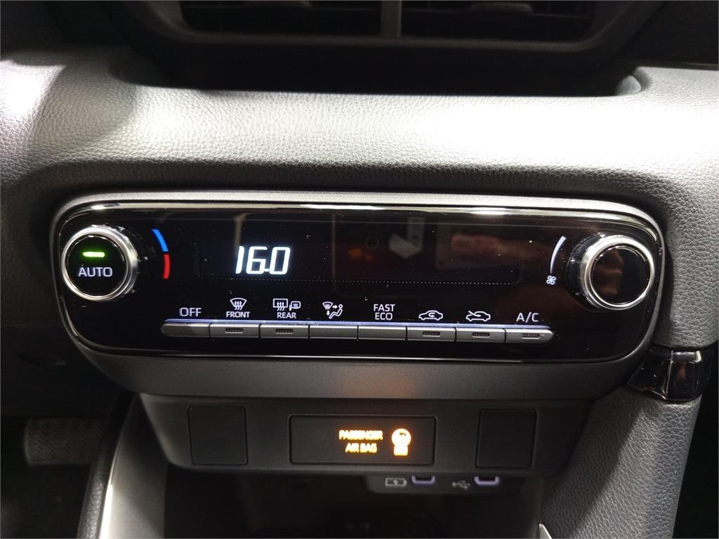 TOYOTA Yaris 120H 1.5 Active Plus