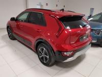Kia Niro 1.6 GDi HEV 104kW 141CV Drive