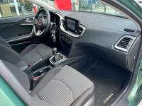 Kia Ceed 1.6 MHEV iMT 100kW 136CV Drive