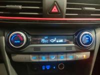 Hyundai Kona 1.0 TGDi Tecno 4x2