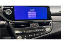 Lexus ES 300H PREMIUM