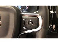 Volvo Xc40 T2 Momentum Pro Auto 95 kW (129 CV)