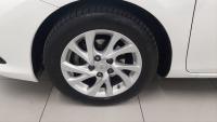 TOYOTA Auris 1.8 140H Hybrid Active