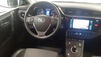 TOYOTA Auris 1.8 140H Advance Touring Sports