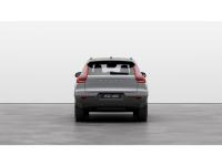 Volvo Xc40 B3 G Plus Dark Auto 120 kW (163 CV)