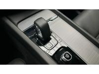 Volvo Xc60 B4 G Ultimate Dark Auto 145 kW (197 CV)