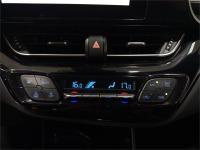 TOYOTA Toyota C-hr C-HR 180H Advance
