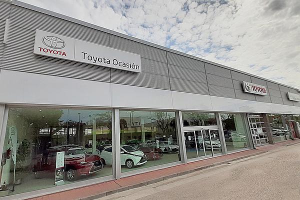 Nuevo centro Toyota ocasión Motor Arjona en Torrejón de Ardoz